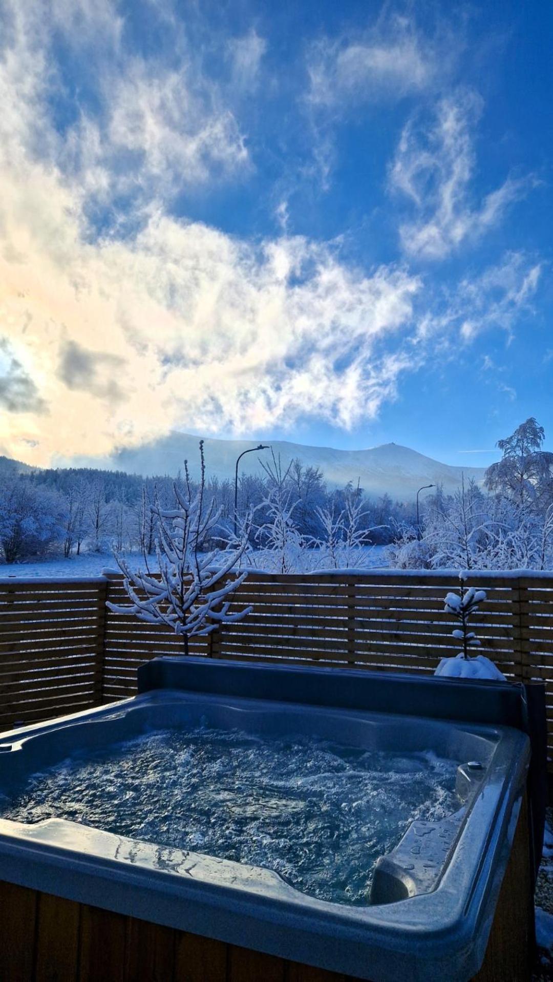 Widokowo - Domki Z Widokiem Na Sniezke Z Jacuzzi I Sauna Карпач Екстериор снимка